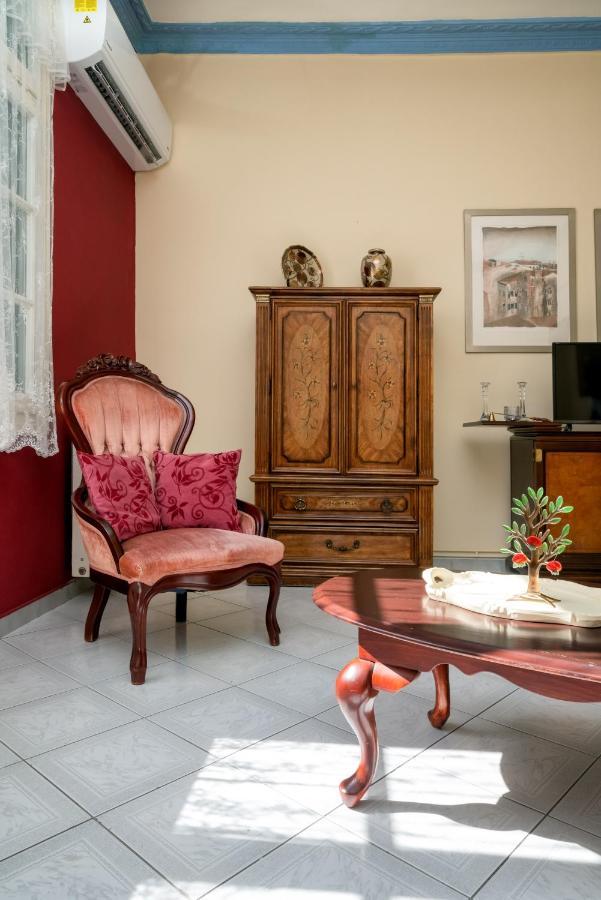 Villa127 Athene Buitenkant foto